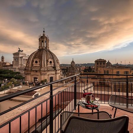 Hotel H10 Palazzo Galla Roma Exterior foto